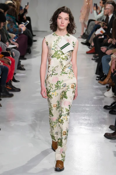 Look 59